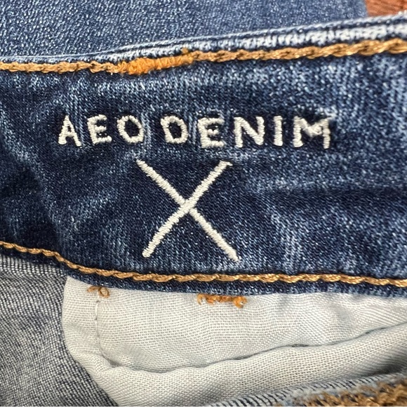 American Eagle Jegging Jeans Size 2 Dark Wash Stretch Released Frayed Hem - Picture 5 of 5